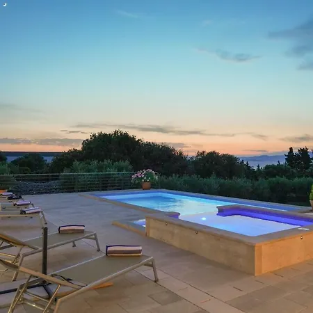 Villa Zora Supetar